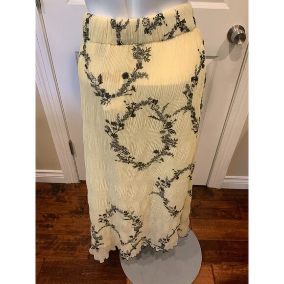 Ganni Light Yellow & Black Floral Pleated Georgette Maxi Skirt, Size XL (42) NWT - Picture 6 of 8